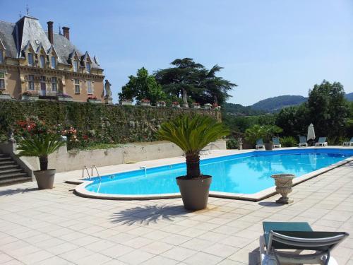 Bed & Breakfast Chateau D'urbilhac