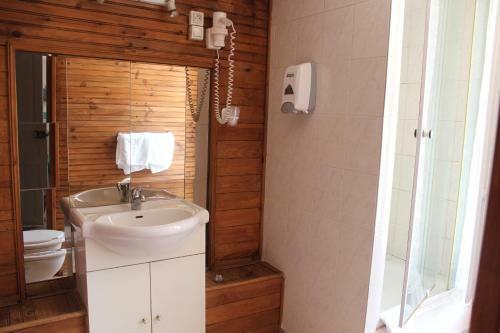 Hotel Logis Le Beausejour