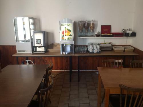 Hotel Logis Le Beausejour