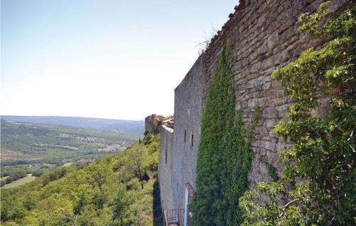 Apartment Cour De Ch�teau K-885