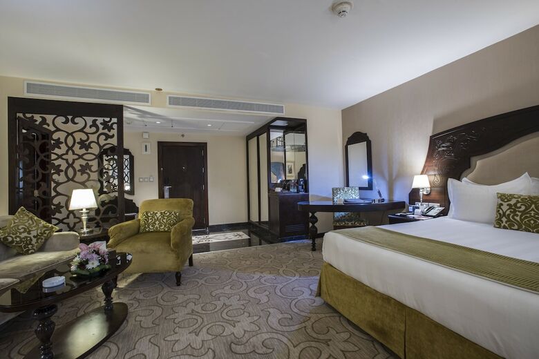 Hotel Crowne Plaza Riyadh Al Waha