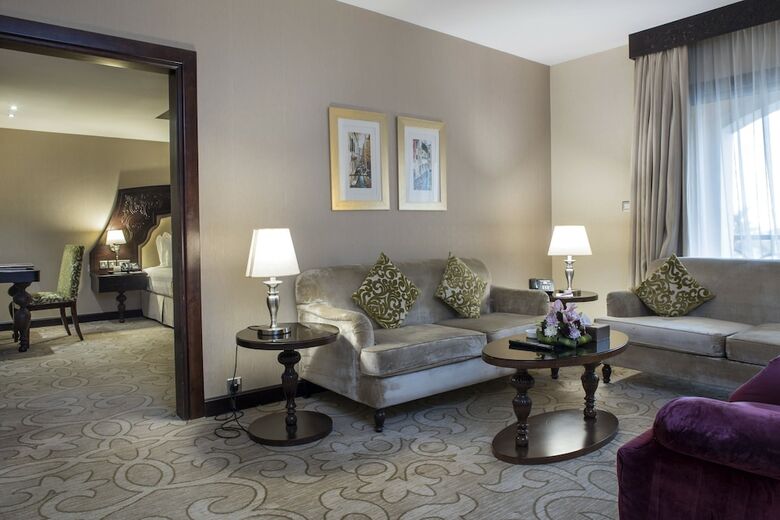 Hotel Crowne Plaza Riyadh Al Waha