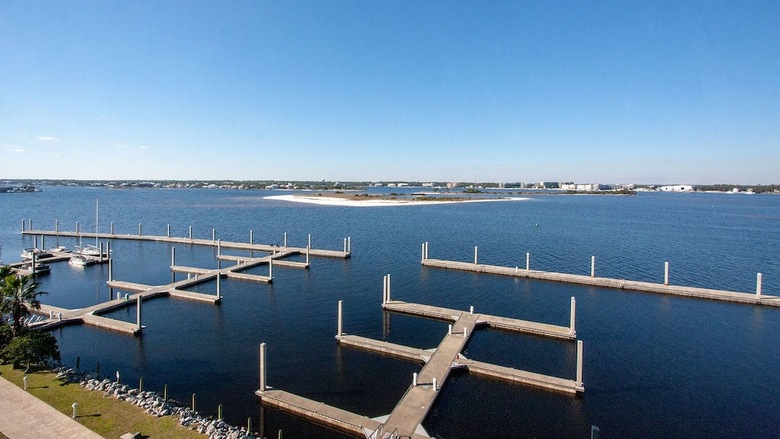 Three-bedroom With Stunning Views - Unit Crb0506