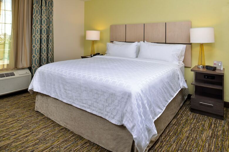 Hotel Candlewood Suites Lodi