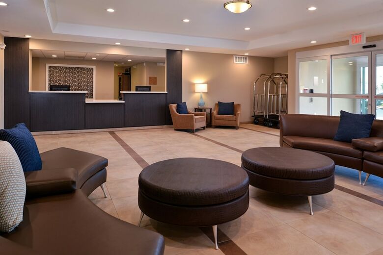 Hotel Candlewood Suites Lodi
