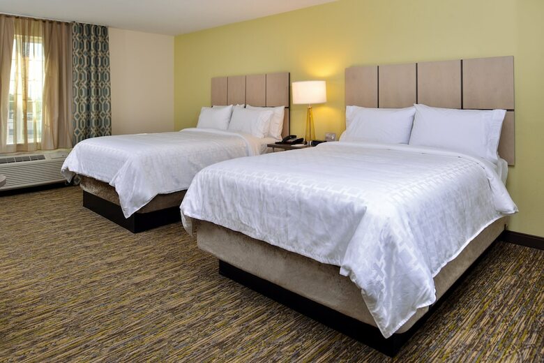 Hotel Candlewood Suites Lodi