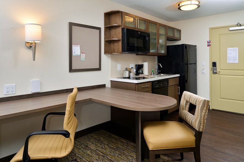 Hotel Candlewood Suites Lodi