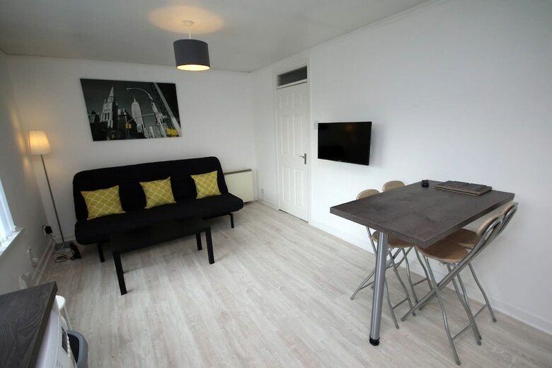 Ravenhill Apartment City Centre Access