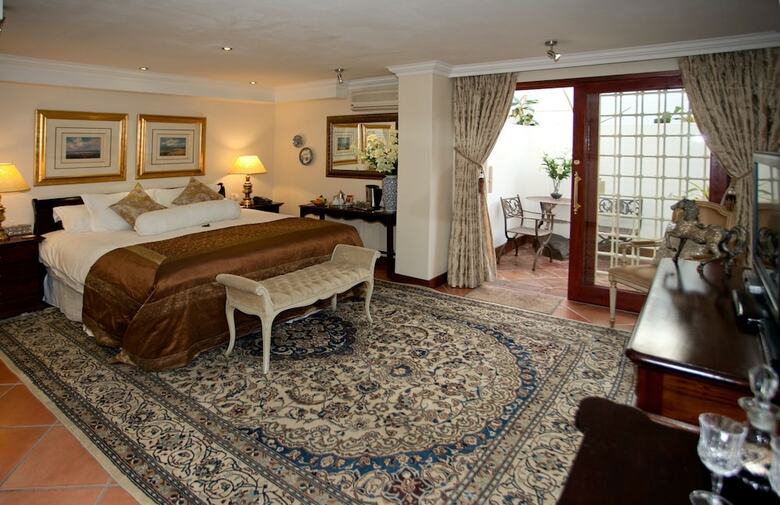 The Oasis Boutique Hotel