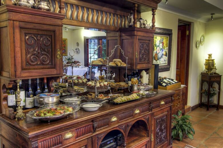 The Oasis Boutique Hotel
