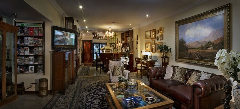 The Oasis Boutique Hotel