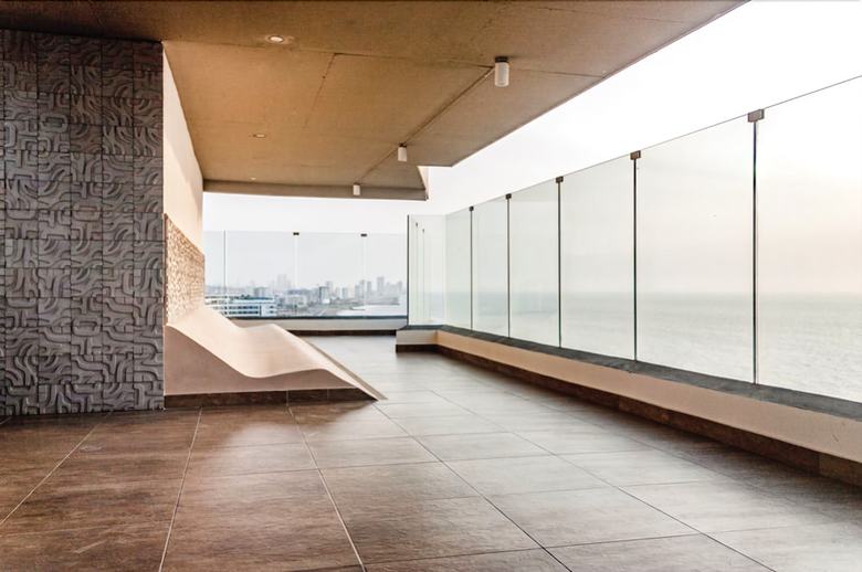 Apartamentos Moderno Edificio Sobre La Playa - Luxury