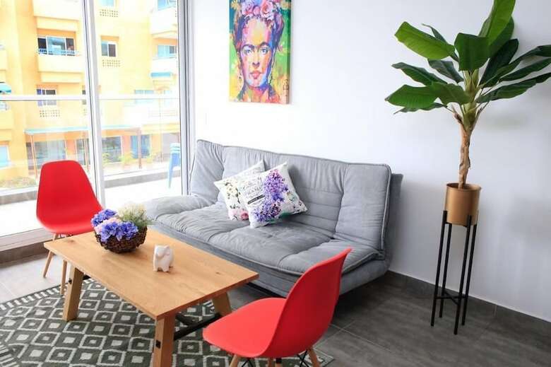 Apartamentos Moderno Edificio Sobre La Playa - Luxury