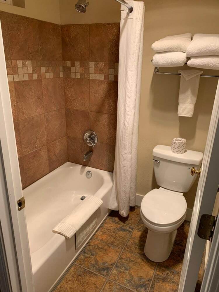 Hotel Morgan Inn And Suites
