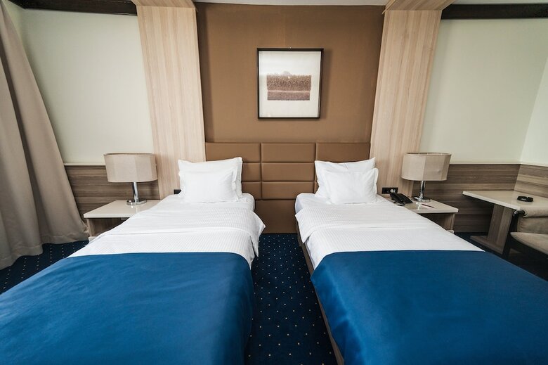 Hotel Holiday