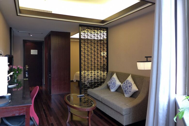 Ssaw Boutique Hotel Yellow Dragon