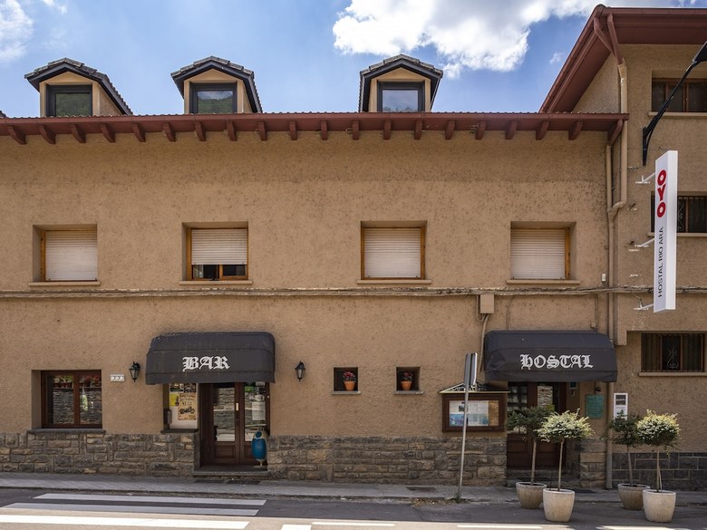 Oyo Hostal Bellosta, Rio Ara