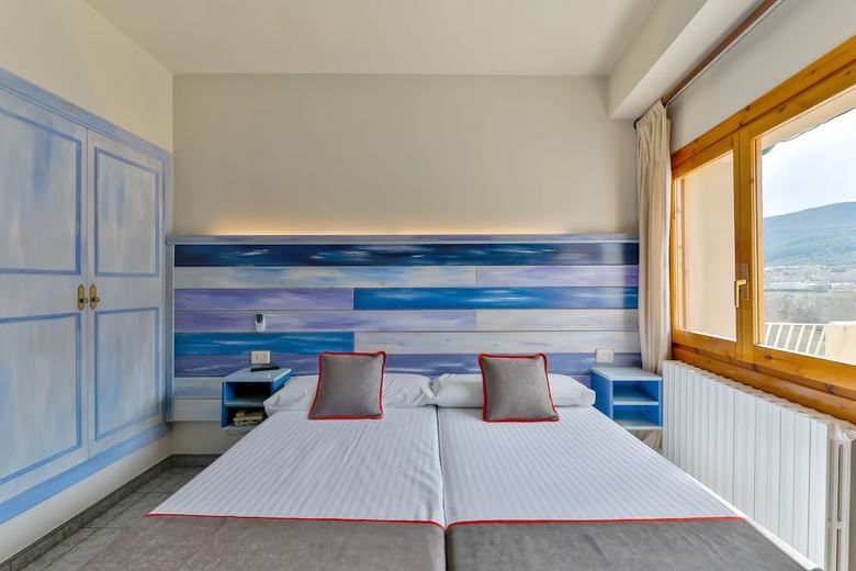 Oyo Hostal Bellosta, Rio Ara