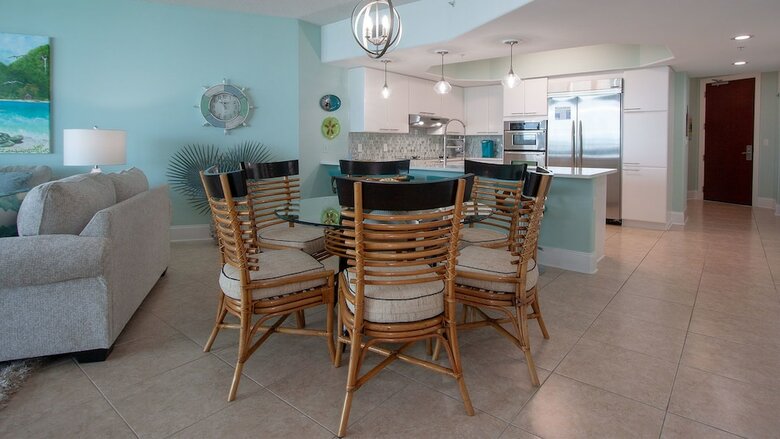 Beach Condo Overlooking The Bay - Unit Crb0806