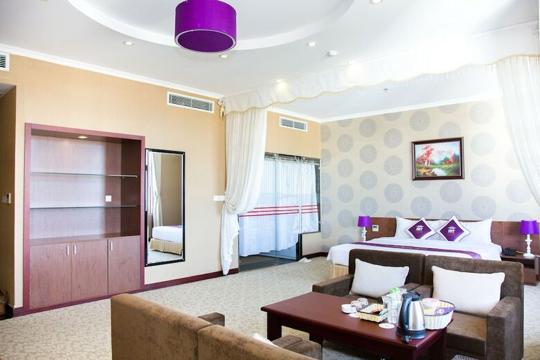 Hai Ba Trung Hotel