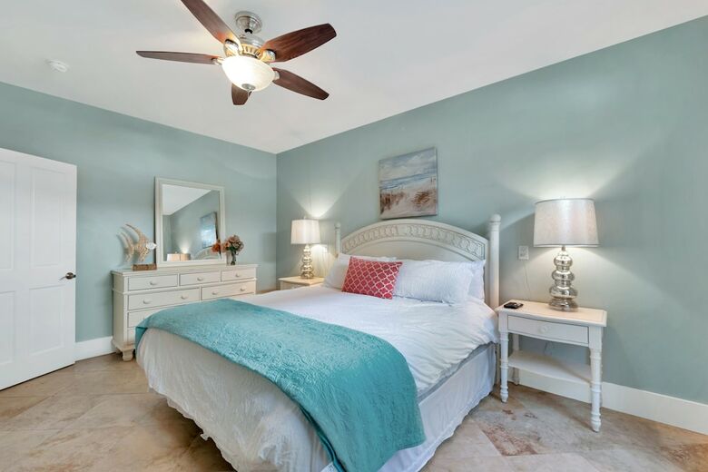 Ocean Paradise Luxurious Miramar Beach 5bd!