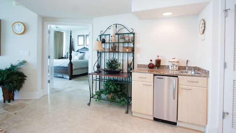 Beach Condo Views Of The Gulf - Unit Crb0716