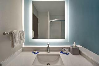 Hotel Holiday Inn Express And Suites Galveston Beach