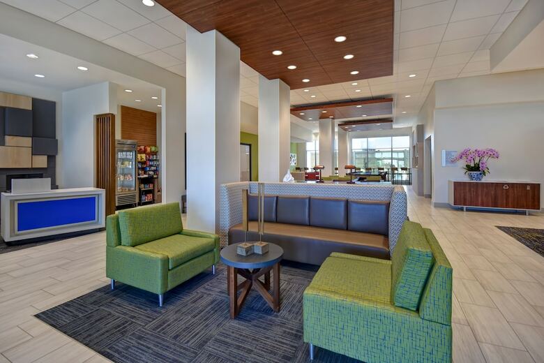 Hotel Holiday Inn Express And Suites Galveston Beach