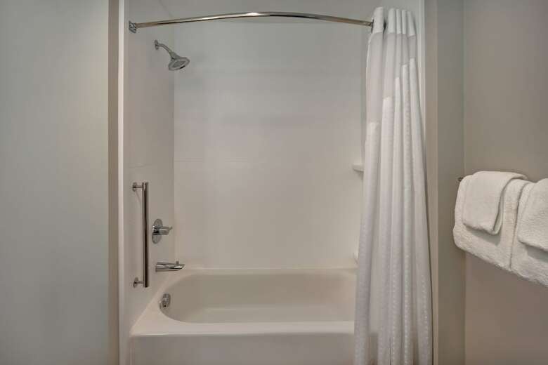 Hotel Holiday Inn Express And Suites Galveston Beach