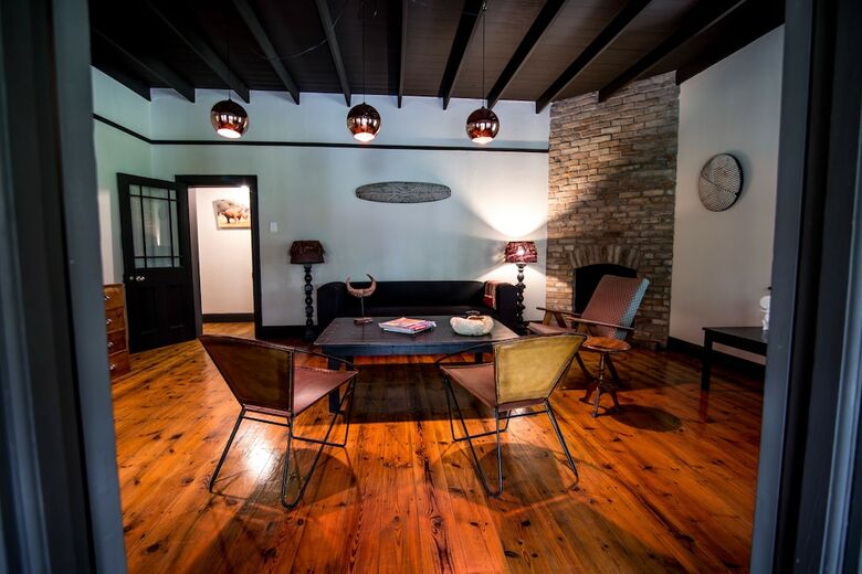 Hotel Addo African Home