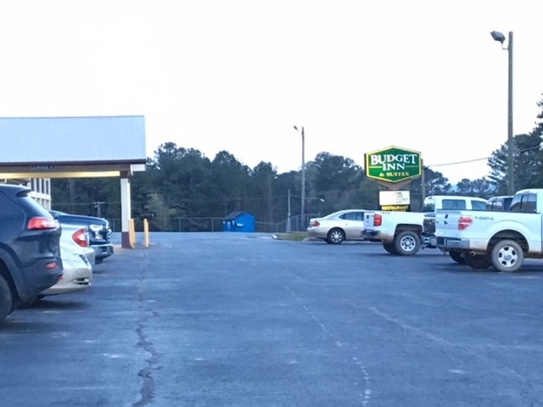 Hotel Budget Inn And Suites