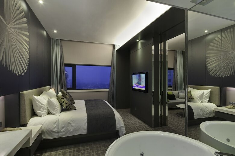 Hangzhou Tower Hotel