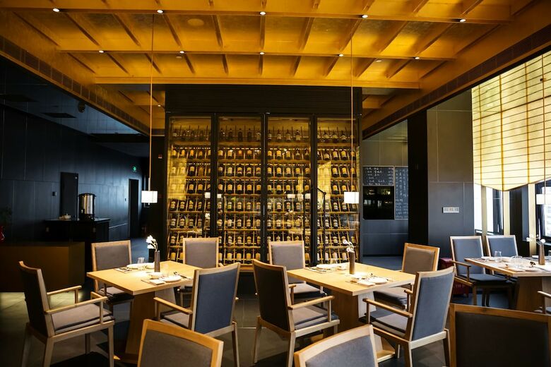 Hangzhou Tower Hotel