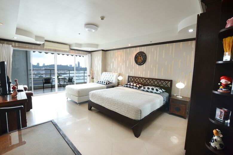 The Best Of View Talay 6