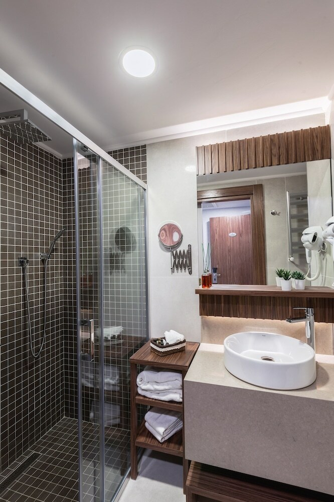 Sherry Suites Karak�y