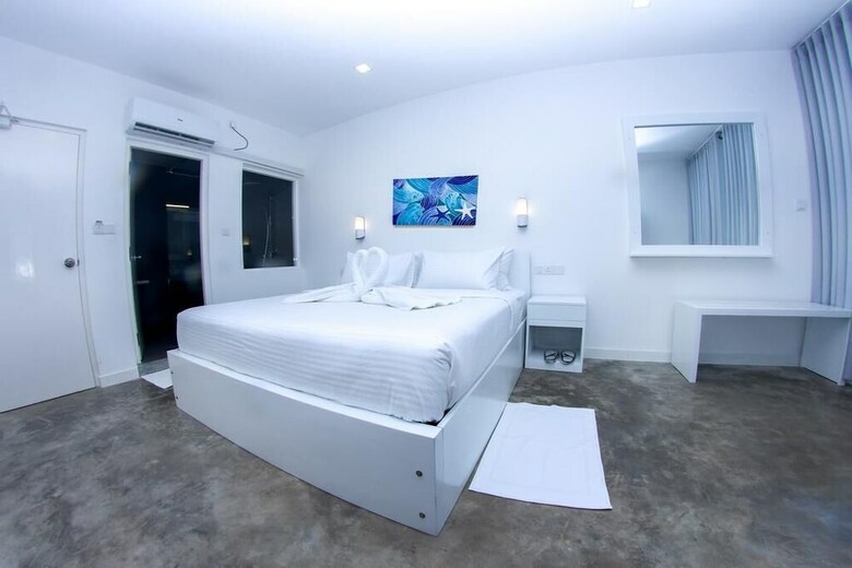 Hotel Somerset Mirissa Beach