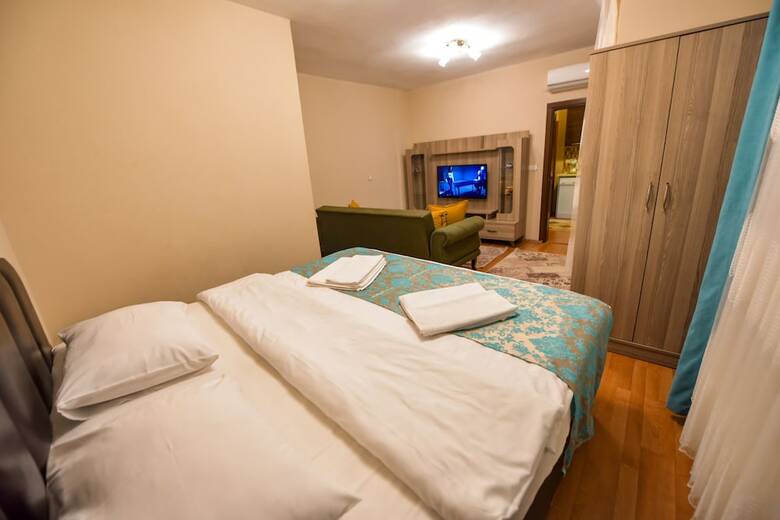My Guse Suite