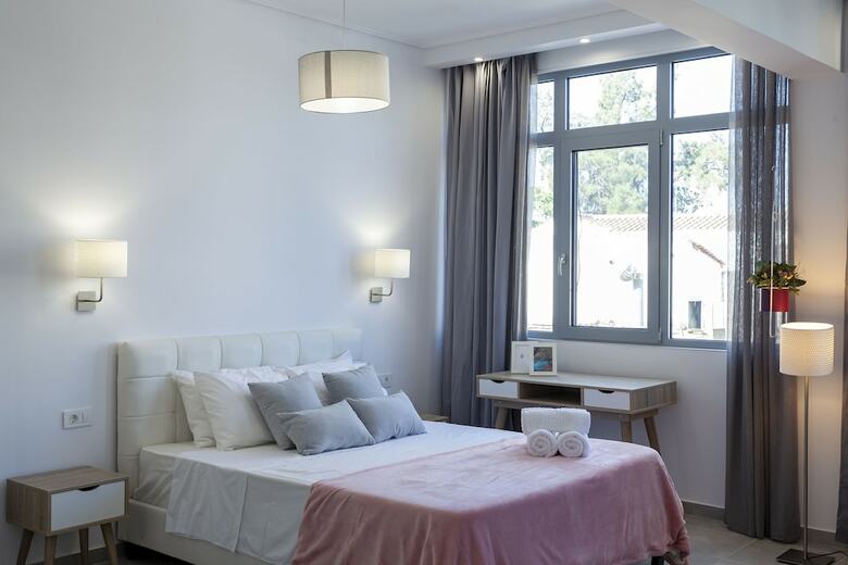 Apartamentos Feidias Luxury Flat Psyrri Square