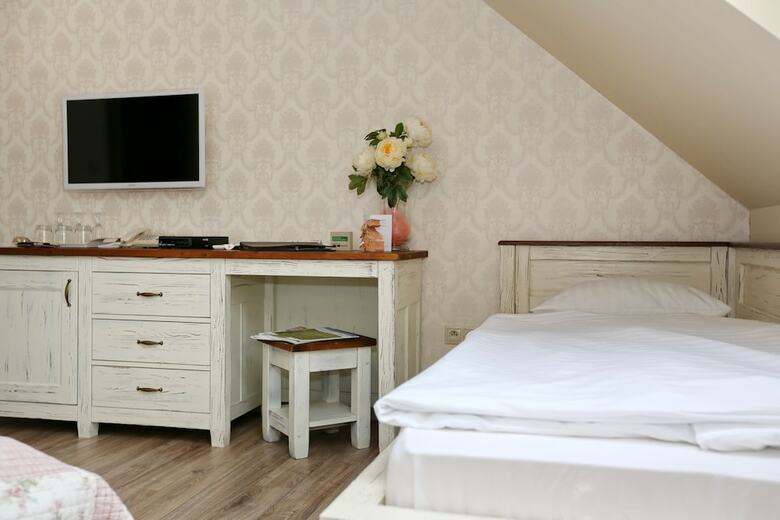 Bed & Breakfast Kalv�n Restaurant & Pension