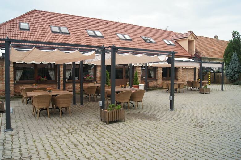 Bed & Breakfast Kalv�n Restaurant & Pension