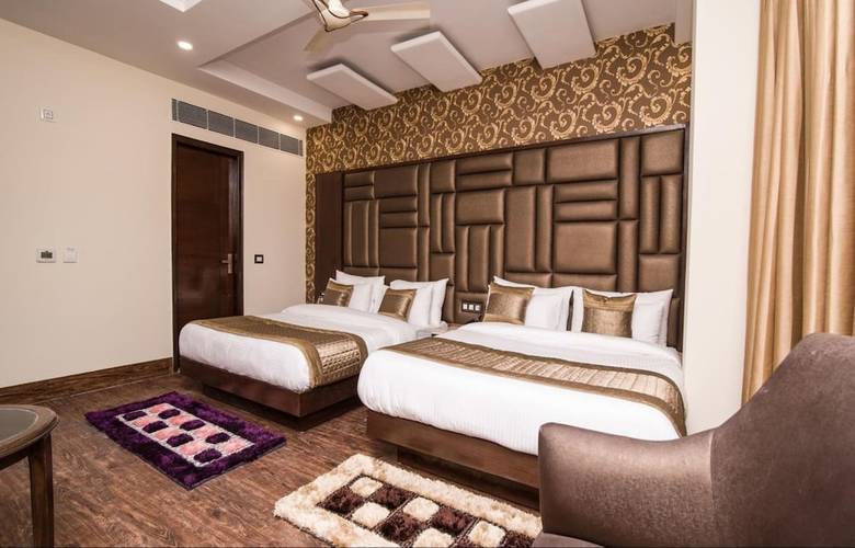 Hotel Mannat Int