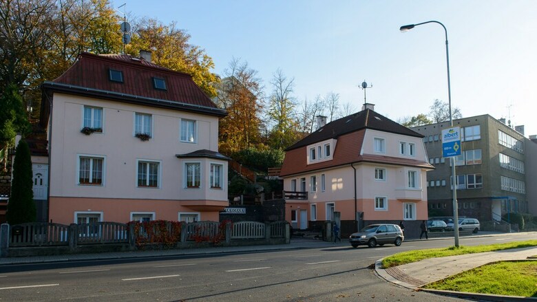 Diana Apartments