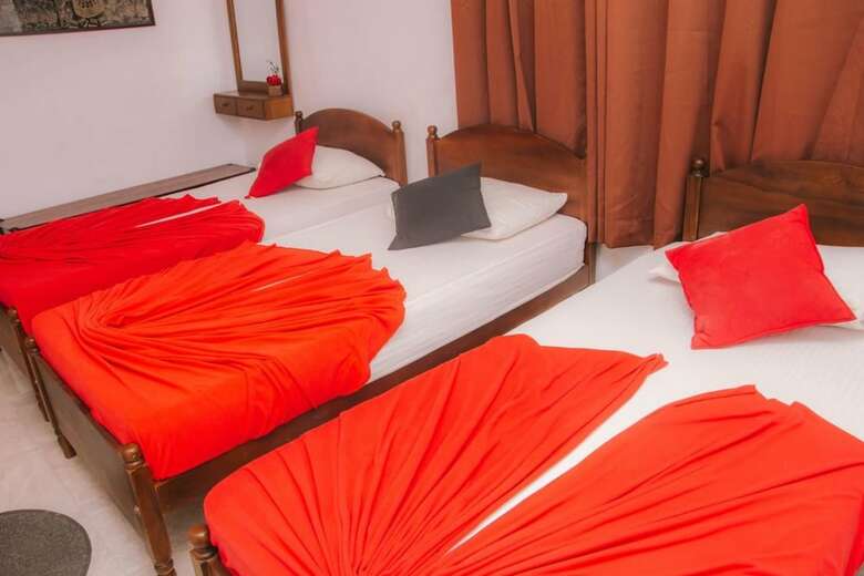 Hotel Kandy Holiday Bungalow