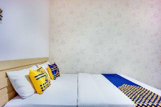 Motel Spot On 2214 Wisma Jampea