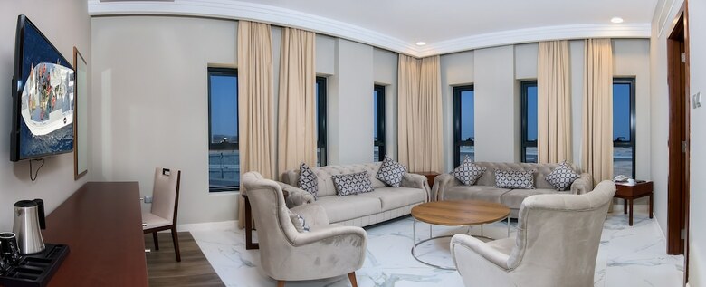 Muscat Gate Hotel