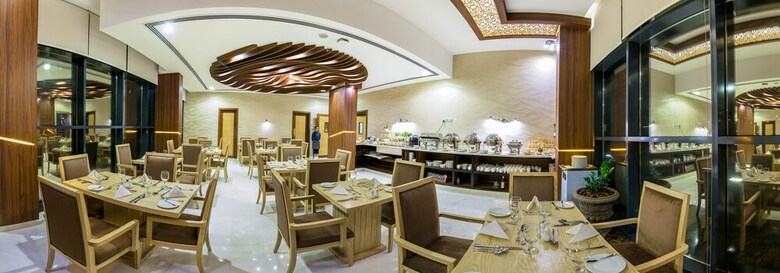 Muscat Gate Hotel