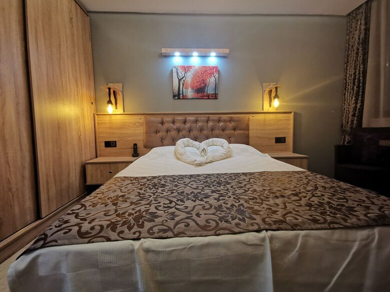 Hotel Beyond Otel