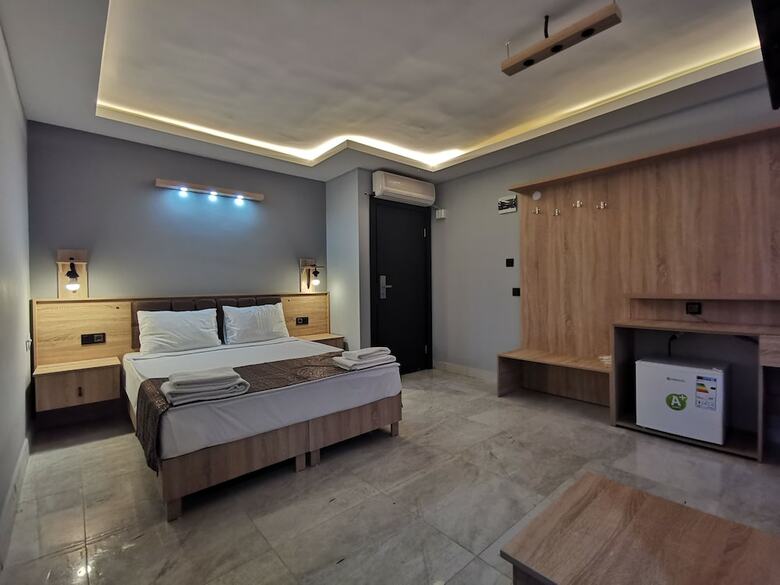Hotel Beyond Otel