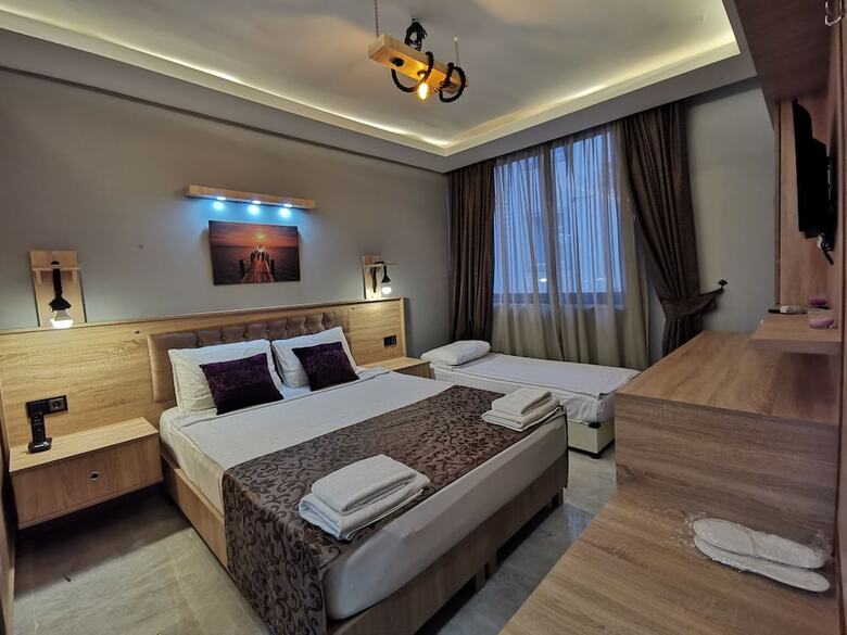 Hotel Beyond Otel