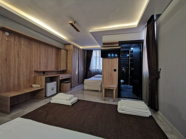 Hotel Beyond Otel